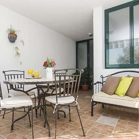 Apartment Sonja - 100 M From Sea *